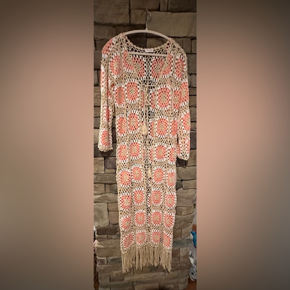 NWT Pink Lily Crochet Long Pink & Cream Cardigan! SZ- Medium 💕 - Picture 3 of 11